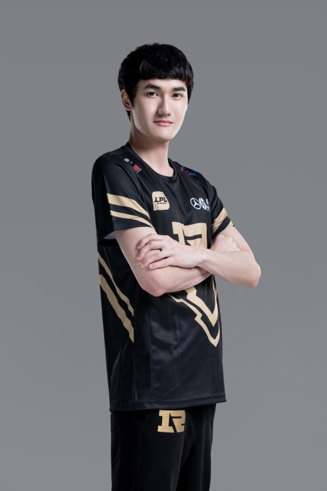 RNG前途光明！，Karsa新星领先优势明显表现突出比赛高潮迭起(rngkasra百度百科)