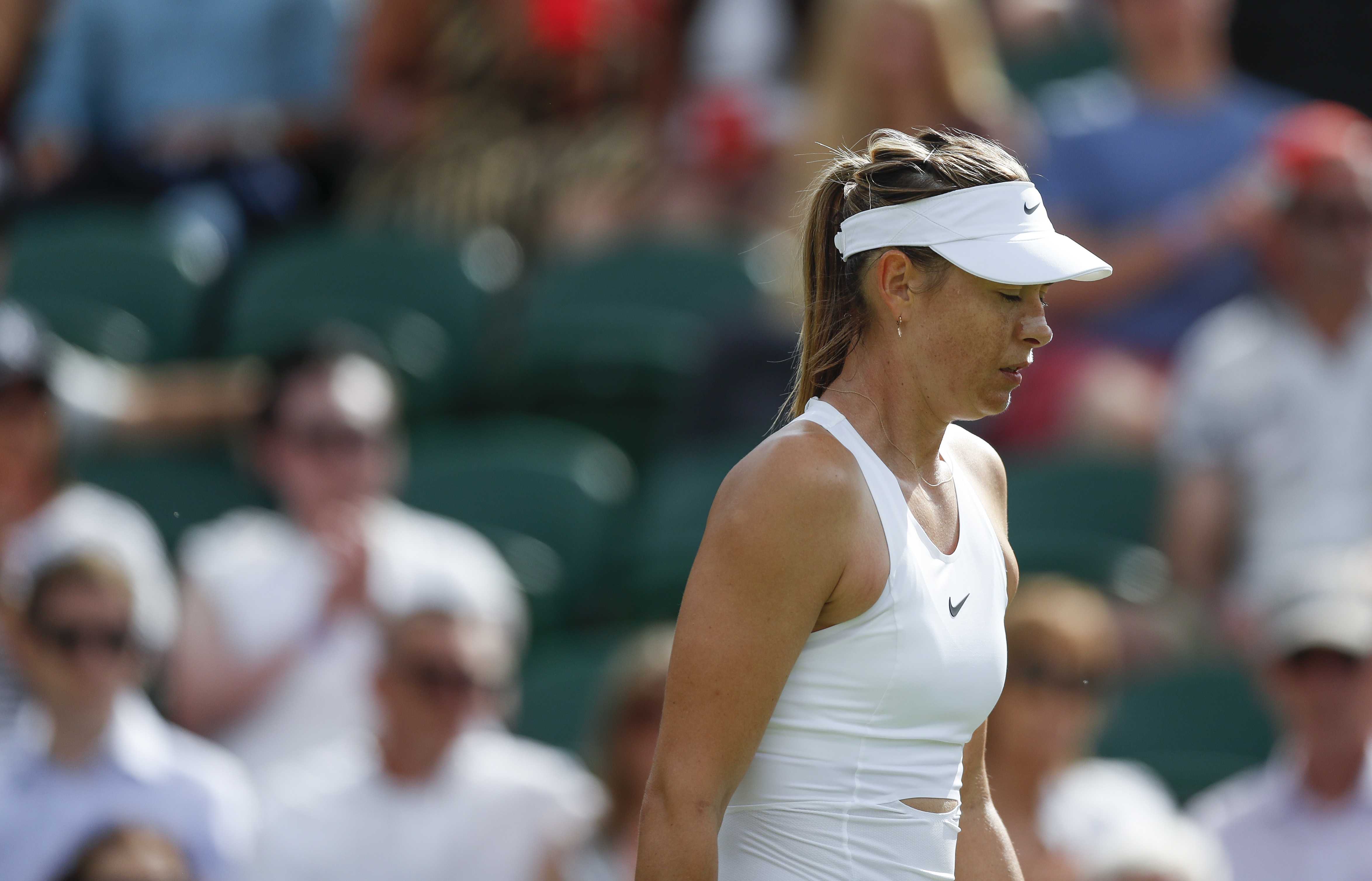 莎拉波娃回归赛场,问鼎冠军首场状态亮眼,阿森纳观众沸腾! 莎拉波娃回归赛场,问鼎冠军首场状态亮眼,阿森纳观众沸腾!