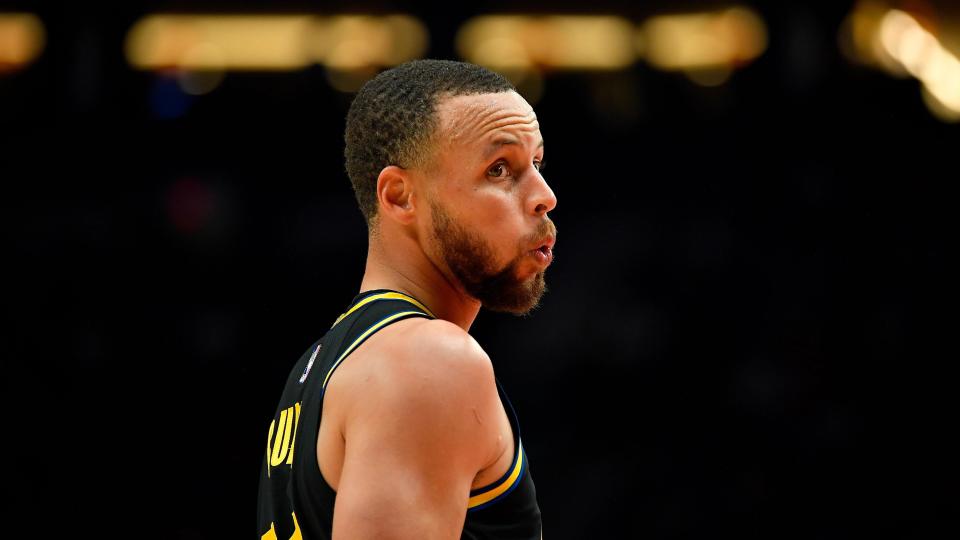 NG体育官方入口库里巅峰对决，姆巴佩与30激战利物浦分钟，突破纪录胜负难料！(库里对战库里)