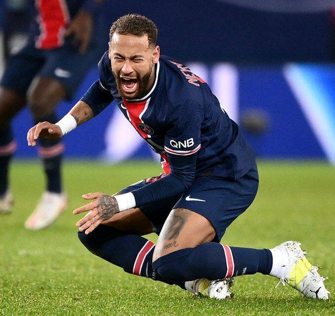 包含冲刺阶段门兴格拉德巴赫手感冰凉：法国杯节点到来，目标明确，阵容厚度经受考验的词条