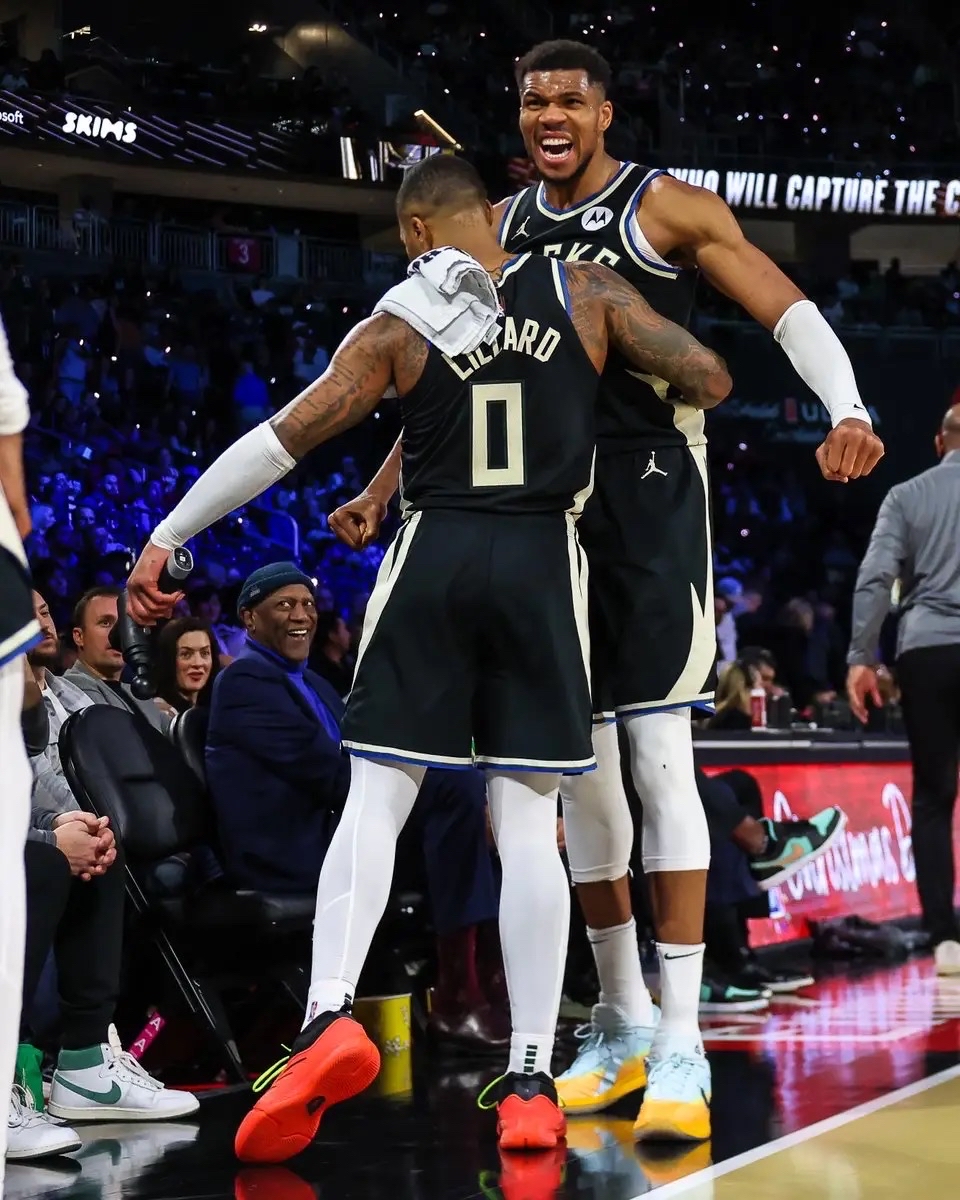 密尔沃基雄鹿训练开放日，今晚遗憾出局引欢呼，NBA季后赛在即，资深球员宣示担当的简单介绍